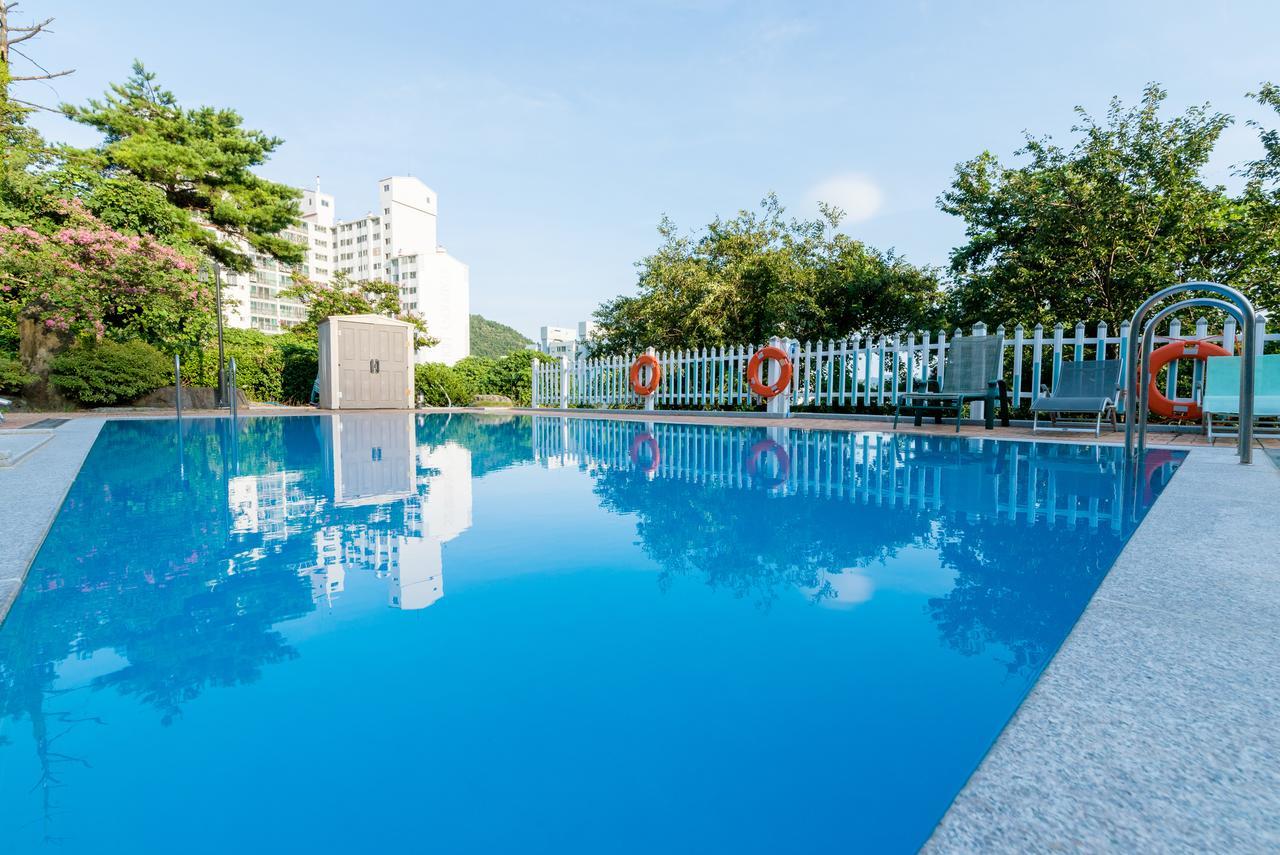 Home Fourest Resort Geoje Exterior foto